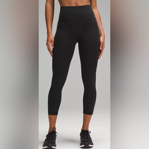 LULULEMON Wunder Train High-Rise Crop 23" Size 4 - Picture 1 of 8